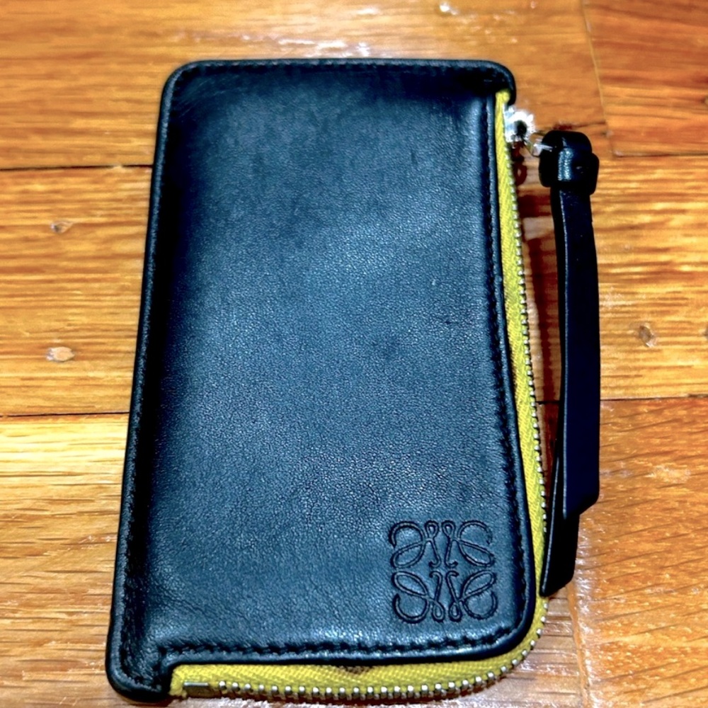 Auth Loewe Colorblock Card Holder in Leather